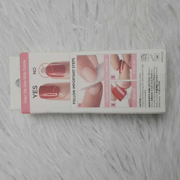 Kiss Impress Short Length Knock Out Press on Nails, New in Box Sealed - Picture 2 of 6